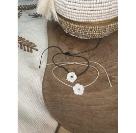 Bracelet fleur en nacre