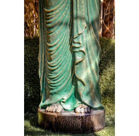 Statue bouddha debout offrande