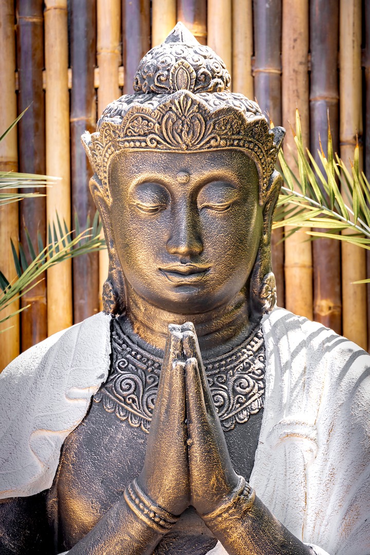 Statue bouddha half praying 150cm