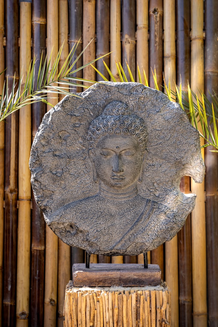 Statue stand bullat 85cm